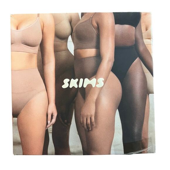 NWT SKIMS core control high-waisted thong. Shapewear underwear, clay, size S/M - Picture 1 of 6